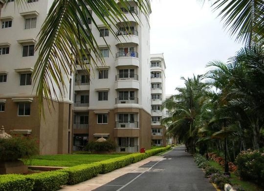 Paved Compound amenities of Prestige Monte Carlo