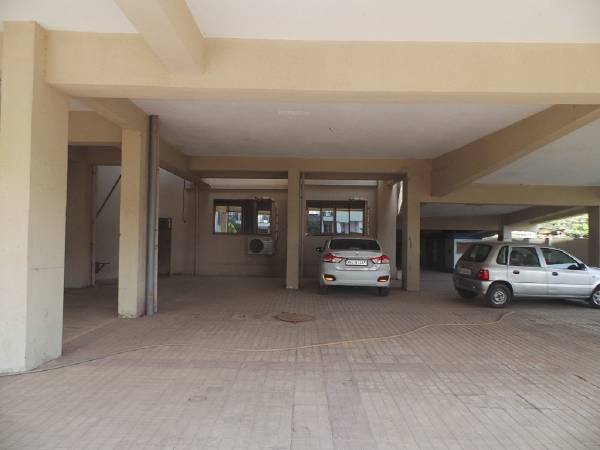 Car Parking corner Car Parking