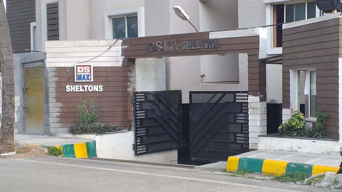  dsmax sheltons Gated Community