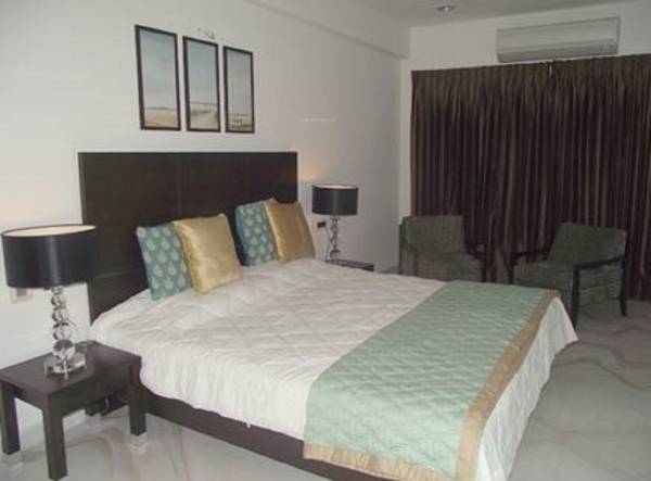 Bedroom maplewood Bedroom