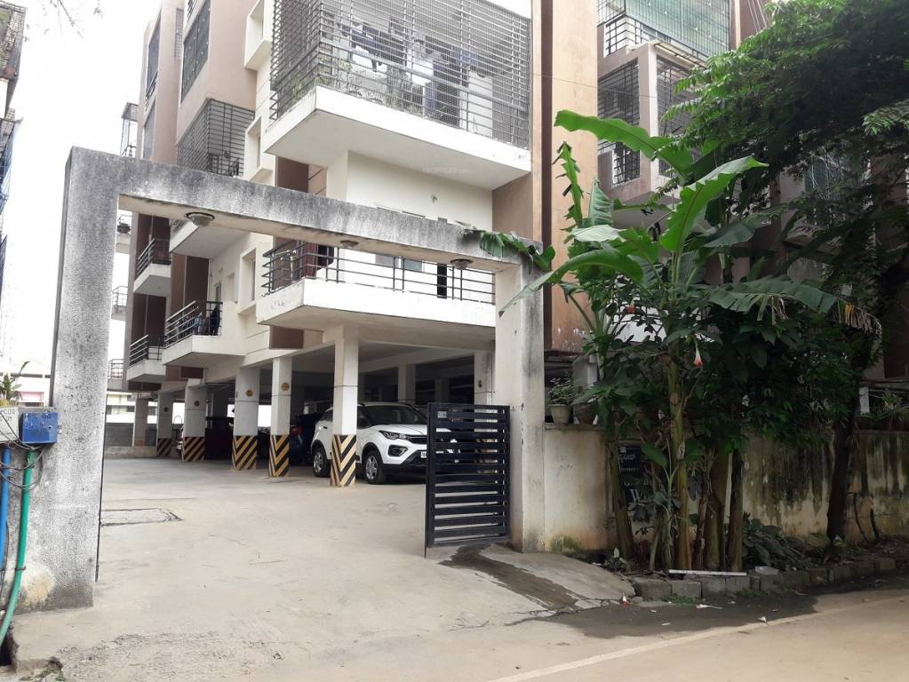  green woods Elevation