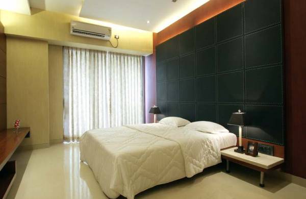 Bedroom satellite-tower Bedroom