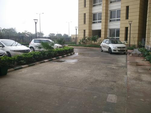  the-kalypso-court Open Parking