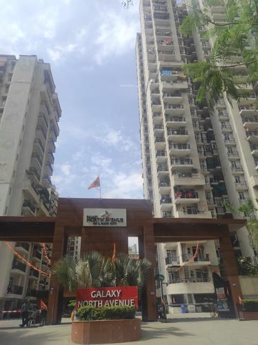  north-avenue-1 Entrance Lobby