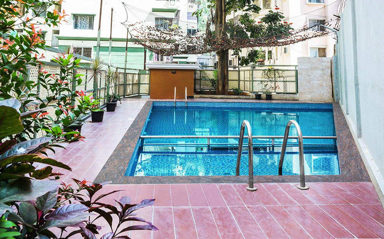  splendor Swimming Pool