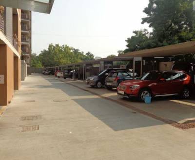  paarijat Closed Car Parking