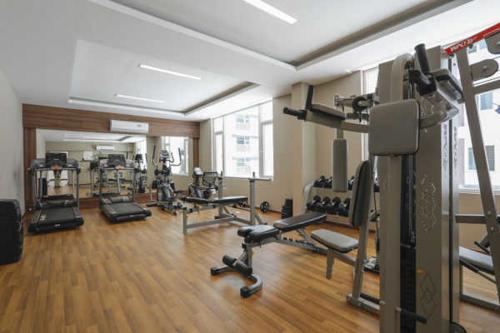  esta-the-one Gymnasium