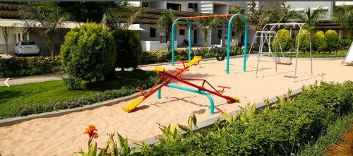 Children's play area silver-stone-apartments Children's play area