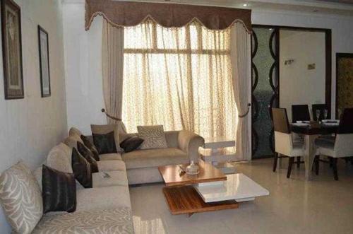  kingswood Living Area