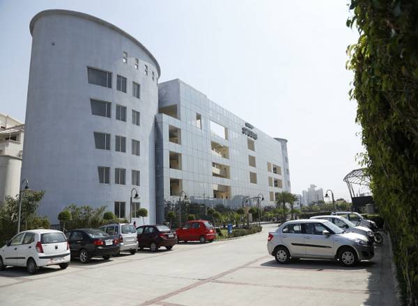  the-studio Images for Elevation of Eldeco The Studio