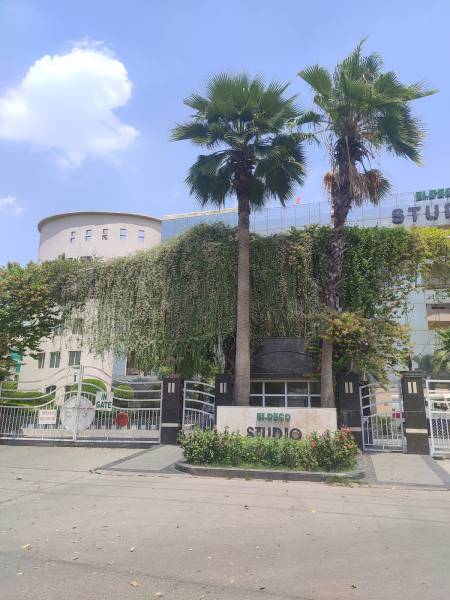  the-studio Entrance Gate Security Cabin