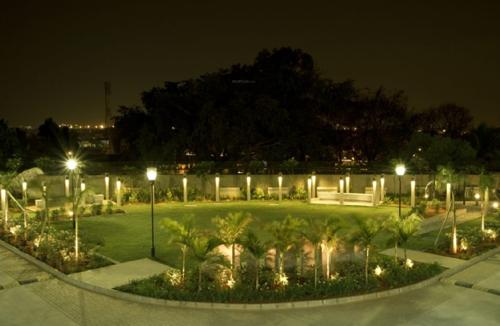  orchid-enclave Landscaped Gardens