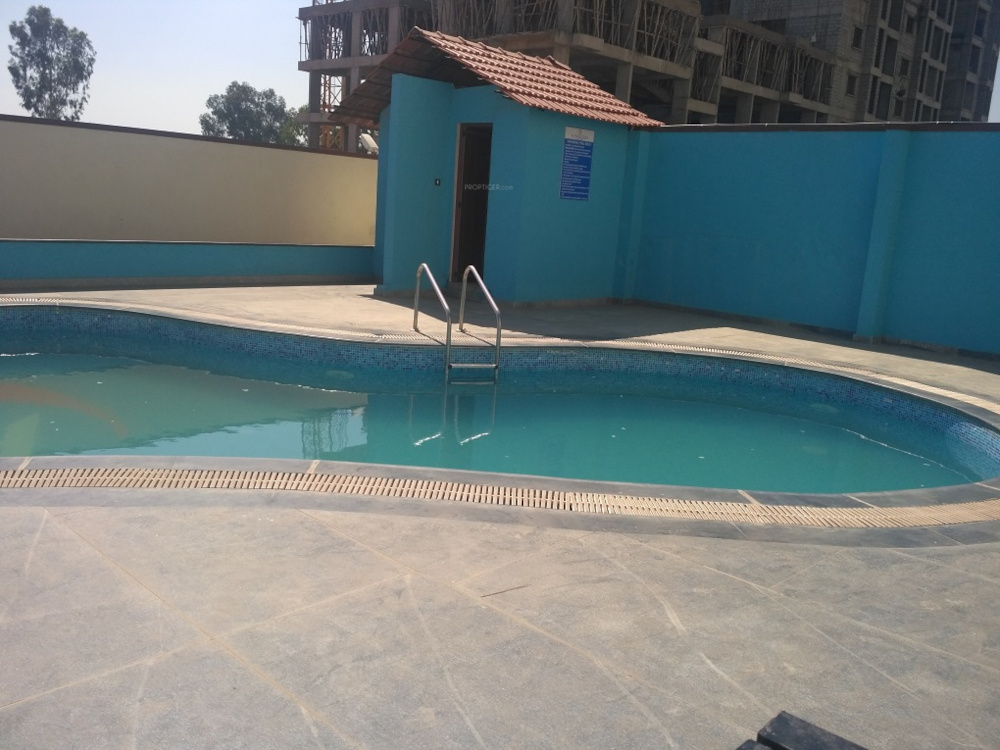  residency Swimming Pool