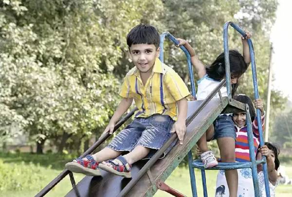  royal-woods Children's play area