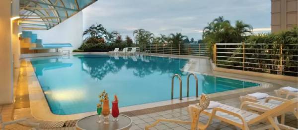  royal-woods Swimming Pool