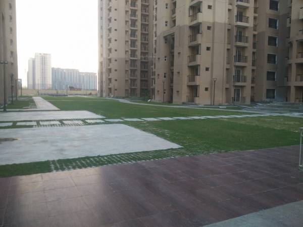 Others luxuria-estate Others