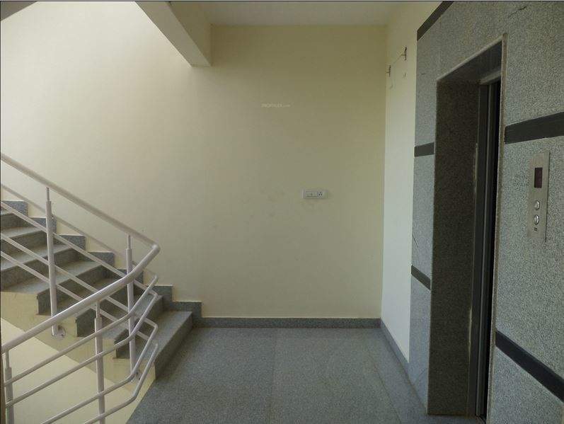  enclave Lift Available