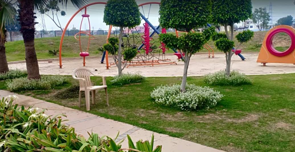  visionnaire homes Children's play area