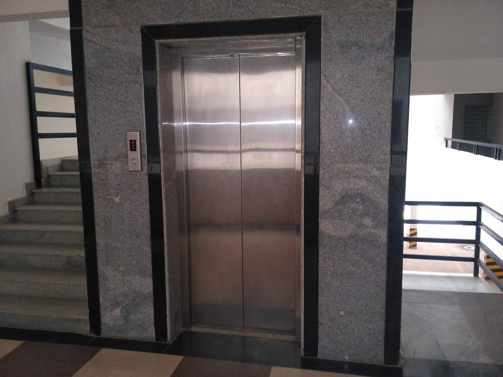  sprinkles Lift Available