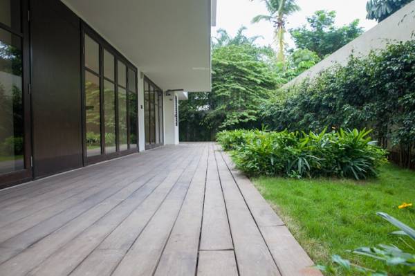  logos Landscaped Gardens