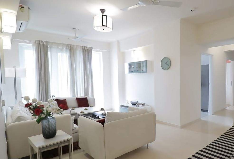  the skycourt Living Area