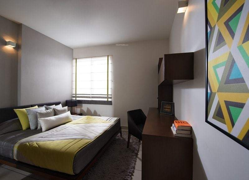  royale gardens Bedroom