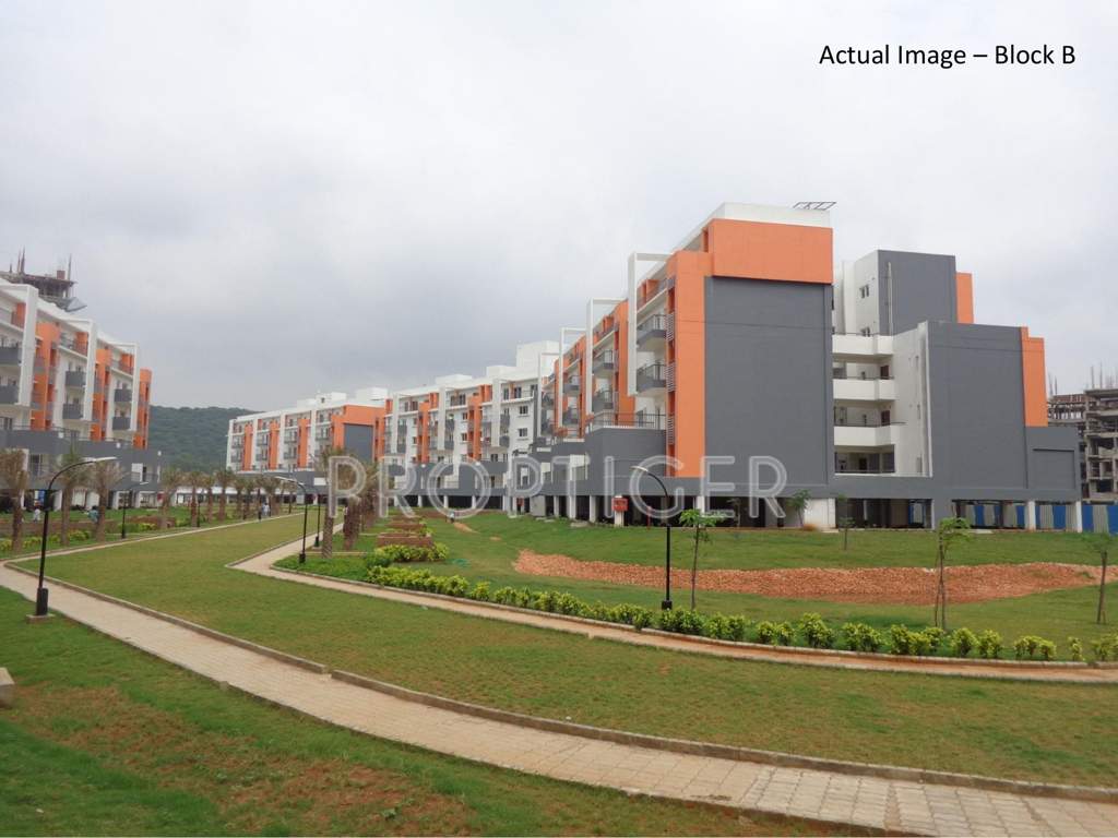 Images for Elevation of Mahindra Iris Court