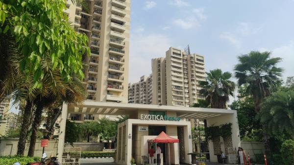 Others fresco Others