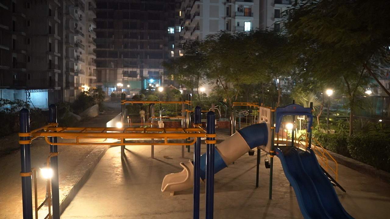  addela palm resorts Children's play area