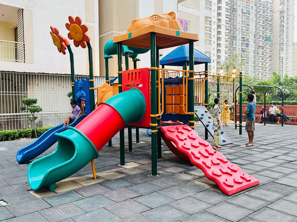  addela palm resorts Children's play area