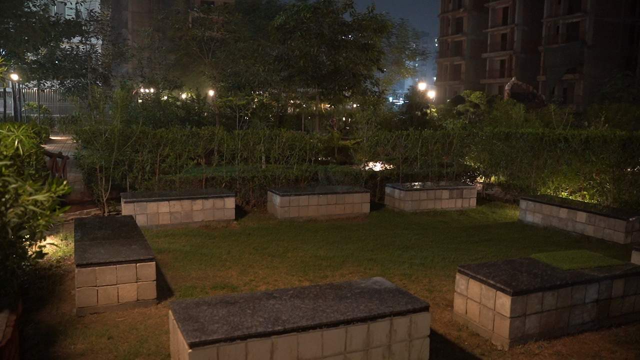  addela palm resorts Others