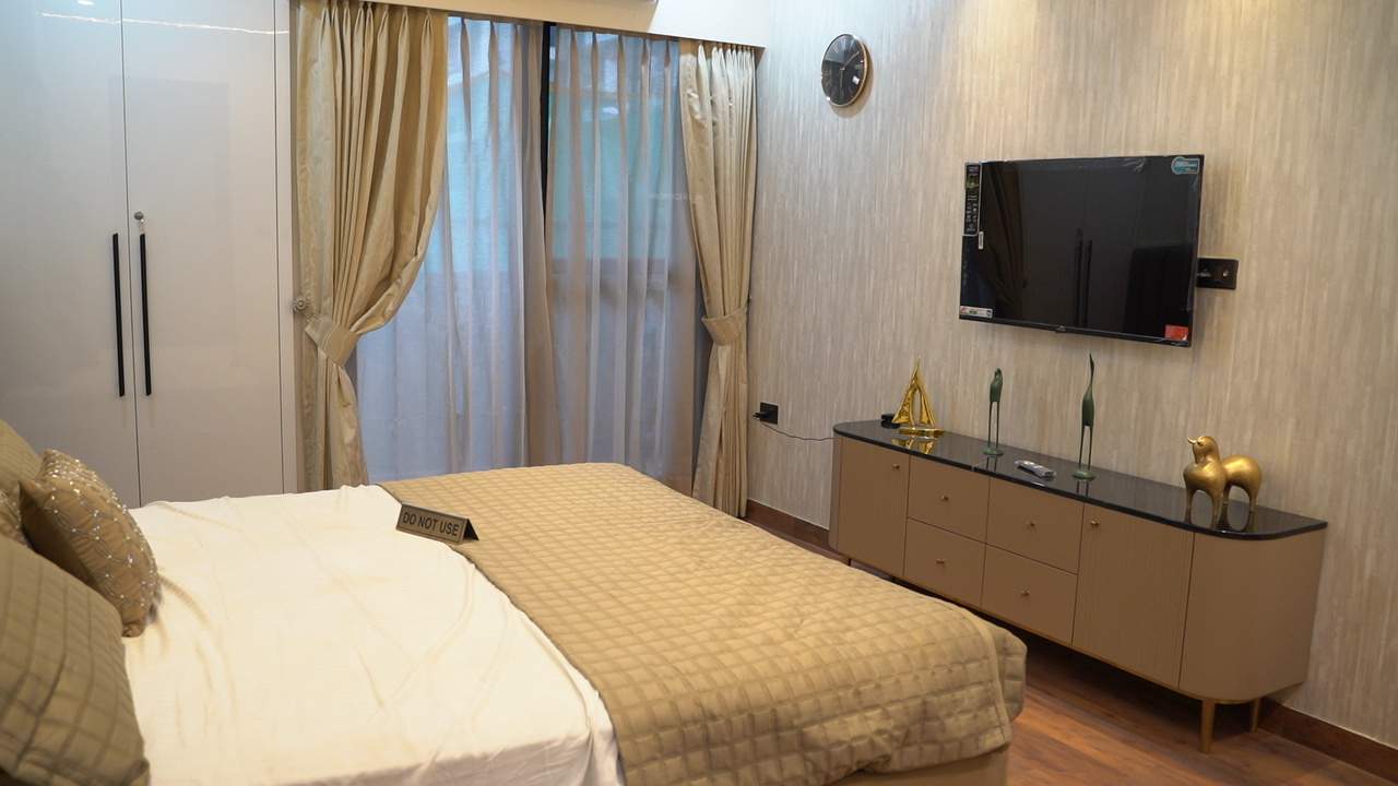  addela palm resorts Bedroom