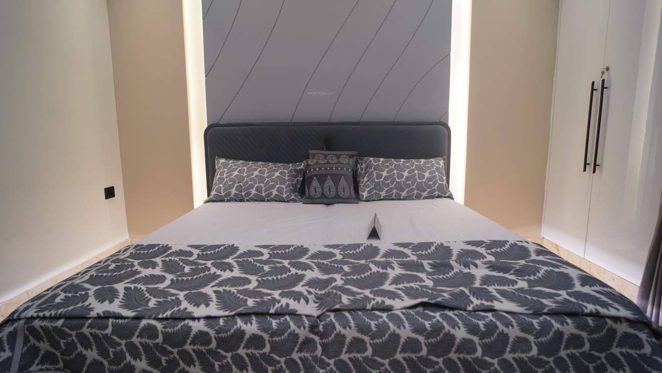  addela palm resorts Bedroom