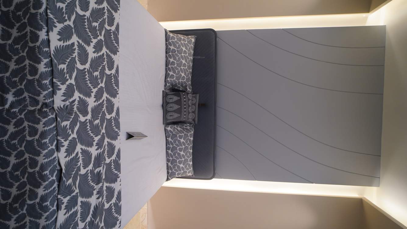  addela palm resorts Bedroom