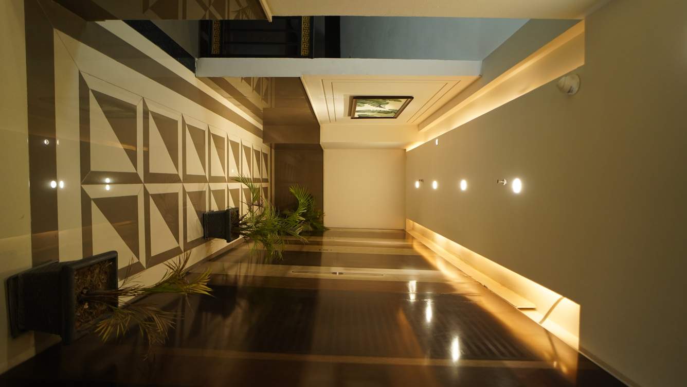  addela palm resorts Lobby