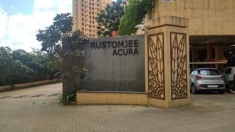  urbania acura Others