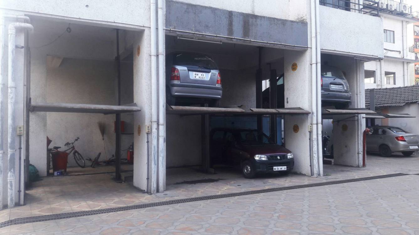 plaza Car Parking