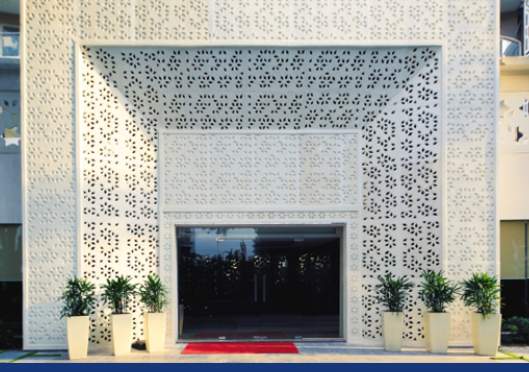  greenburg Club House