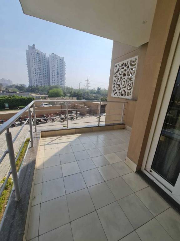  residency 360 Balcony