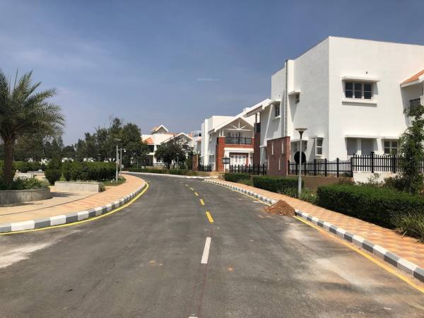 amenities of Prestige Augusta Golf Village