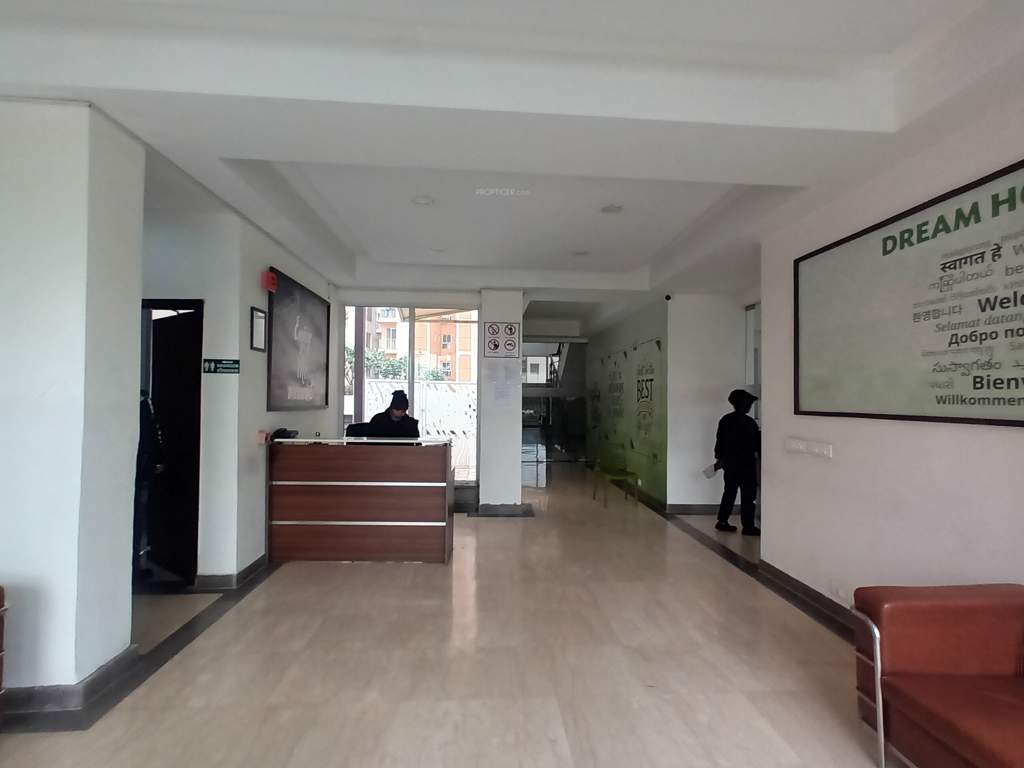  uchdpl dream homes Entrance Lobby