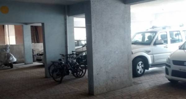  platinum Car Parking