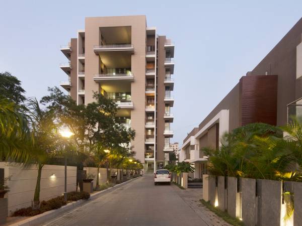 Images for Elevation of 5 Star Construction Royal Grandeur