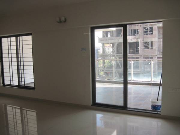 Images for Main Other of Pride Valencia