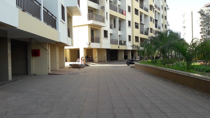  kailash garden Car Parking