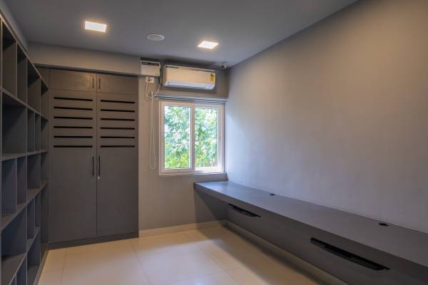  hillview-avenue Others