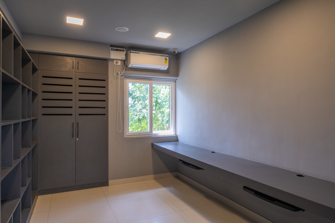  hillview avenue Others