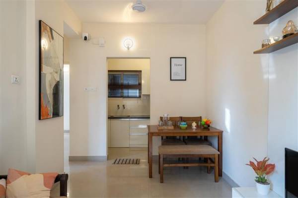  hillview-avenue Dining Area