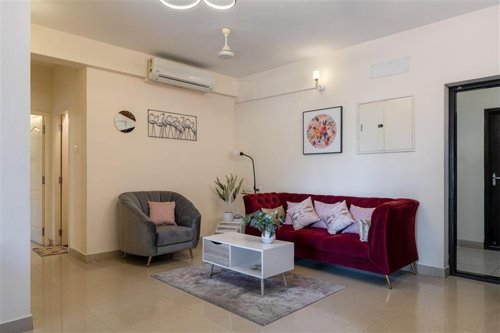  hillview-avenue Living Area