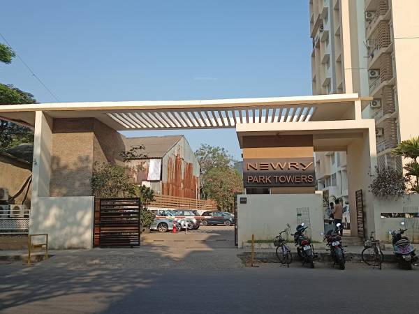  park-tower Gated Community